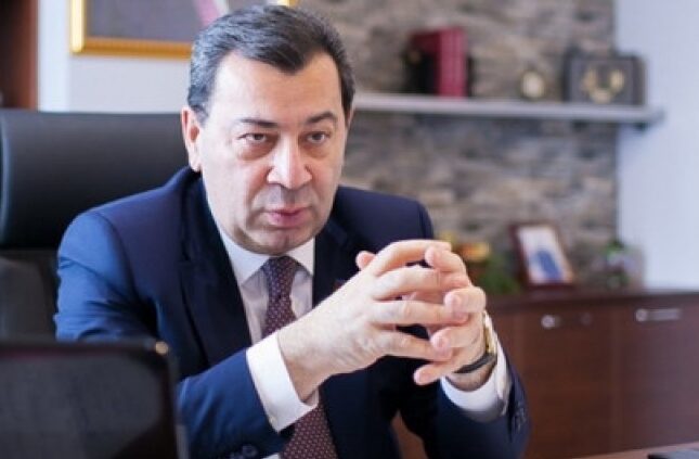 Səməd Seyidov erməni deputatın təklifini rədd etdi