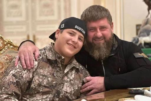 Ramzan Kadırov 17 yaşlı oğlunu DİN-in kuratoru təyin edib