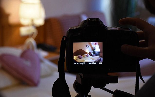 Qadının fotolarını “TikTok”da yayacağı ilə hədələyən şəxsə cəza verildi