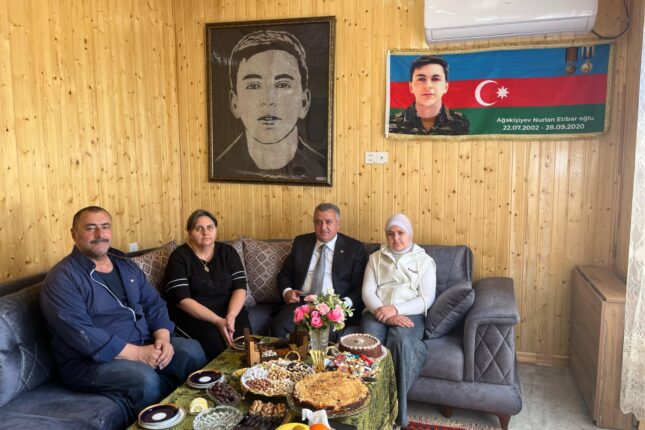 Abşeronda şəhidlərimiz və ailə üzvləri ziyarət olunub