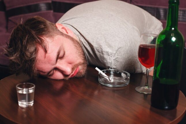 Spirtli içki yaddaş problemlərinə səbəb olur