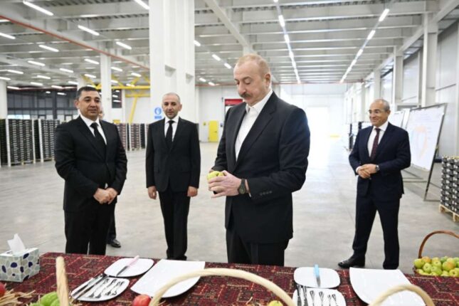 Prezident Qusarda yeni kompleksin açılışında – FOTOLAR