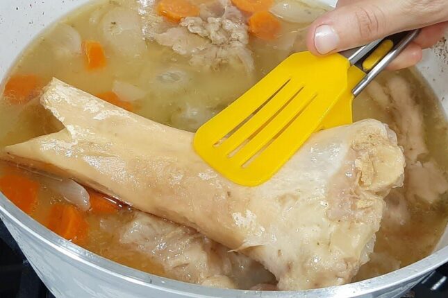 40 illik nənə resepti: Sınıq sümükləri birləşdirir