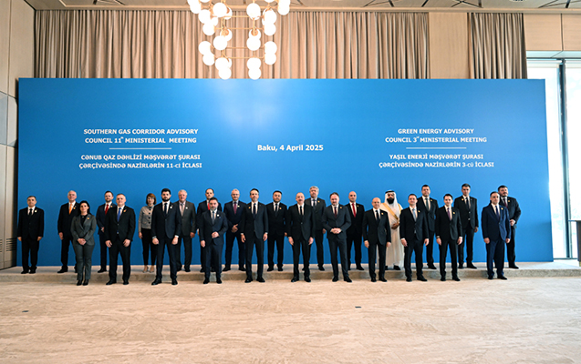 Prezident “Gülüstan”​ sarayında iclasda iştirak etdi – Fotolar – Yenilənib