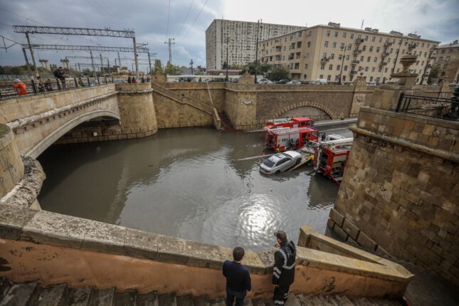 “Bağırov” körpüsünün su altında qalmasının səbəbkarı bu şirkətdir…. İndi Qarabağda yollar salır