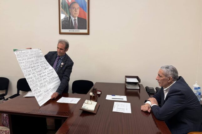 İcra başçısına etiraz məktubunu deputata belə oxutdurdu (FOTO)
