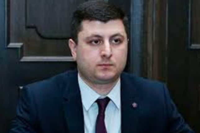 Erməni deputat şayiə yaydı
