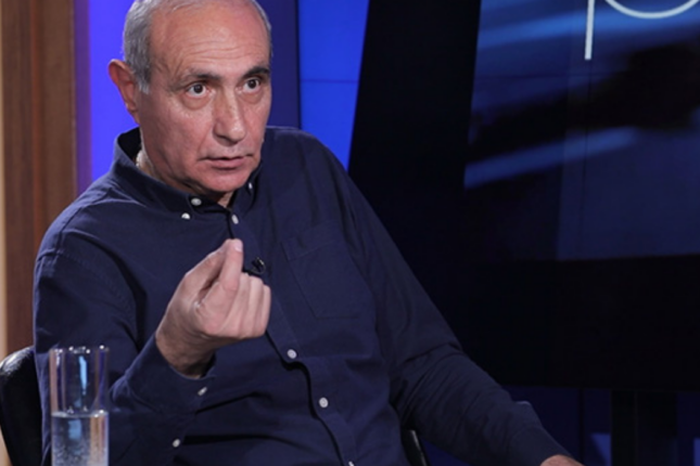 “Fransızlar meymunluq edirlər”