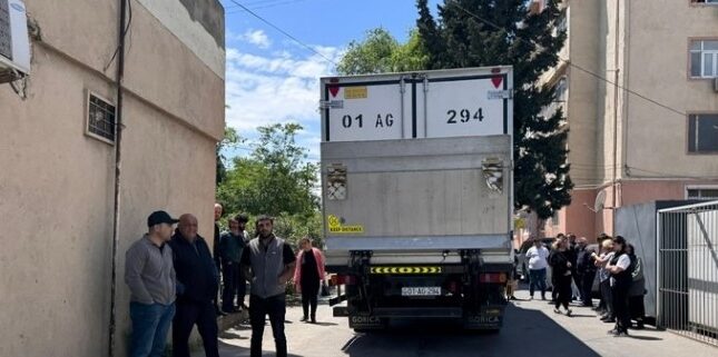 Sumqayıtda yük maşını 8-ci sinif şagirdini vuraraq öldürdü