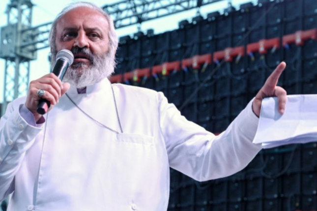 Keşiş Baqrat yenə küçə döyüşünə hazırlaşır