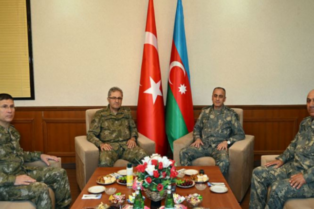 Hikmət Mirzəyev Türkiyə generalı Metin Tokellə görüşdü