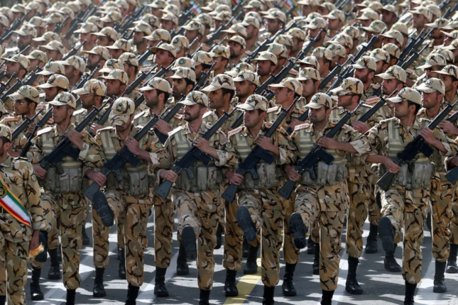 Erməni keşiş bizi İran ordusu ilə “qorxudur”