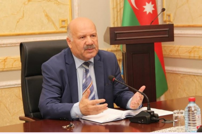 Səyyad Arana sual: “Siz 5000-lə dolana bilmirsiz, vətəndaş 285 manatla dolansın?”