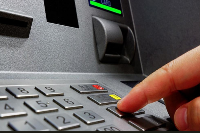 Maaş və təqaüdləri istədiyimiz bankdan ala biləcəyik
