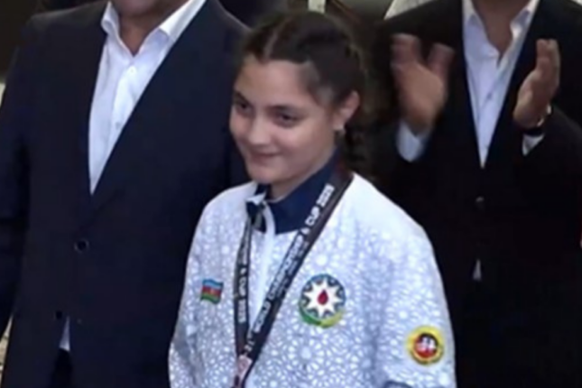 Əminə Bakıda belə qarşılandı – Video