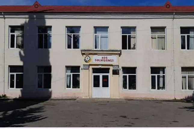 Müəllim məktəbdə xəsarət aldı – Direktor cəzalandırıldı