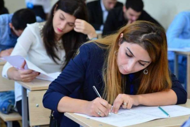Dövlət qulluğuna qəbul olmaq istəyənlərin NƏZƏRİNƏ!