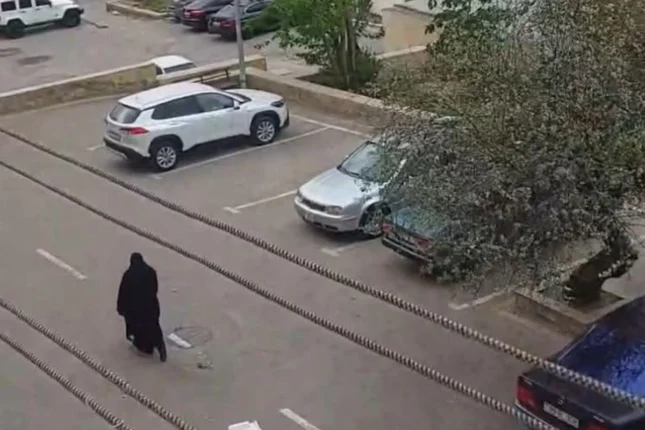 Bakıda görüntüsü yayılan çadralı şəxs POLİSƏ ÇAĞIRILDI