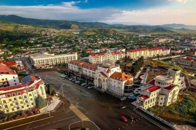 Məscidləri dağıdan ermənilər Bakıya yenə şər atdı