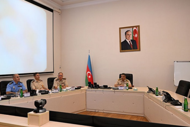 Müdafiə naziri: İlham Əliyev Azərbaycan Ordusunun fəaliyyətindən razıdır
