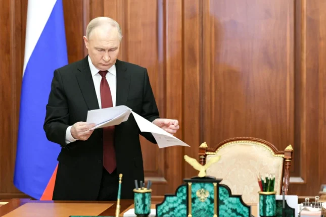 Putin İstanbul danışıqları üçün nümayəndə heyətini təsdiqlədi