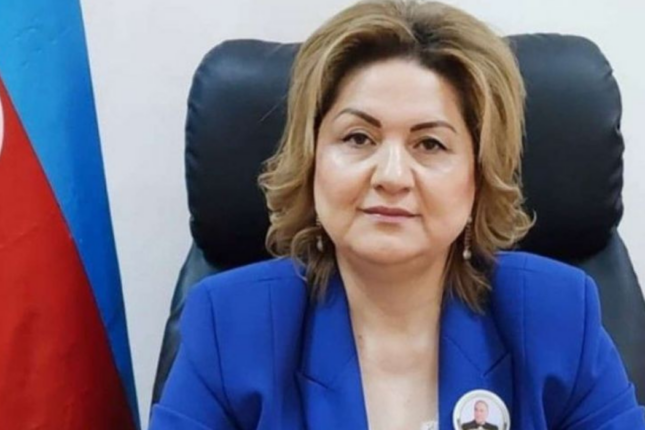 İşdən çıxarılan məktəb direktorunun “ürəyi getdi”