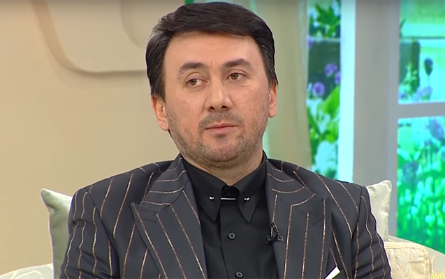 Aqşin aparıcı Zaurları tənqid etdi: “Kişiyə yaraşan suallar deyil” – VİDEO