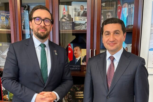 Azərbaycan Prezidentinin köməkçisi NATO nümayəndəsi ilə görüşüb