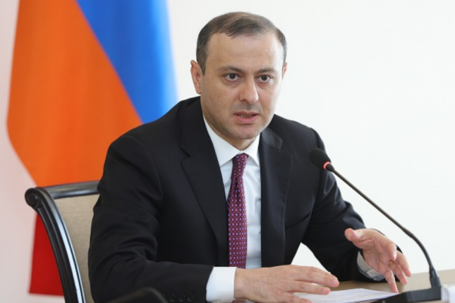 Qriqoryan Moskvaya getməkdən imtina etdi