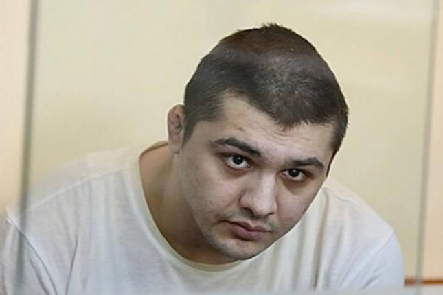 “Əhmədin anasının şəkillərini atıb ölümlə hədələyirdi…”