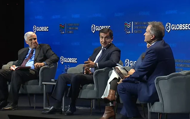 “Avropa İttifaqı haradadır?” – Hikmət Hacıyev “Avropa İttifaqı haradadır?” – Hikmət Hacıyev