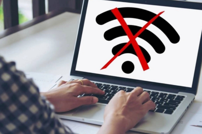 Bu ölkədə internet KƏSİLDİ