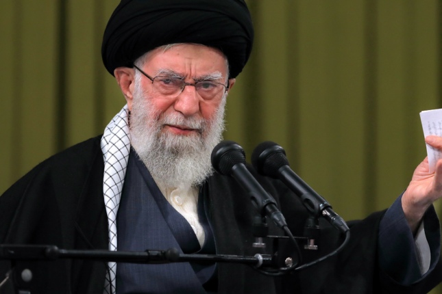 Təbriz, Tehran, yoxsa Əfqanıstan sərhəddi: Xamineyi haradadır?
