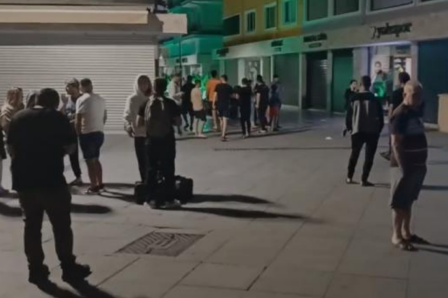 Türkiyədə güclü zəlzələ: insanlar küçələrə axışdı – ÖLƏN VAR