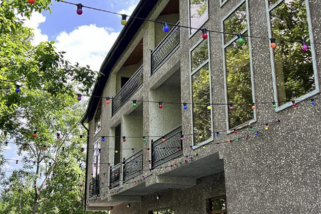 İsmayıllıda hotel yandı