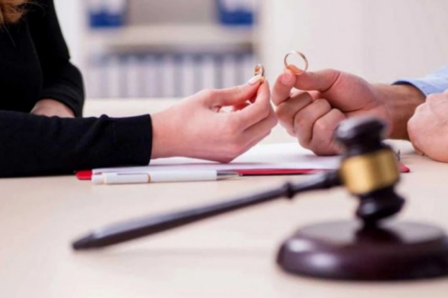 Boşanma sənədi ilə sonradan fikrini dəyişənlər nə etməlidir? – Hüquqşünas açıqlayır
