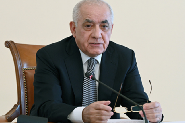 Baş nazir iclas keçirdi – Foto