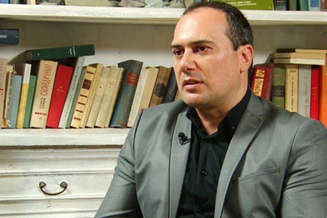 Petrosyan: “Sevinirəm ki, Azərbaycanla dialoq var”