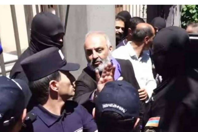 Qiyamçı keşiş Qalstanyan həbs edildi
