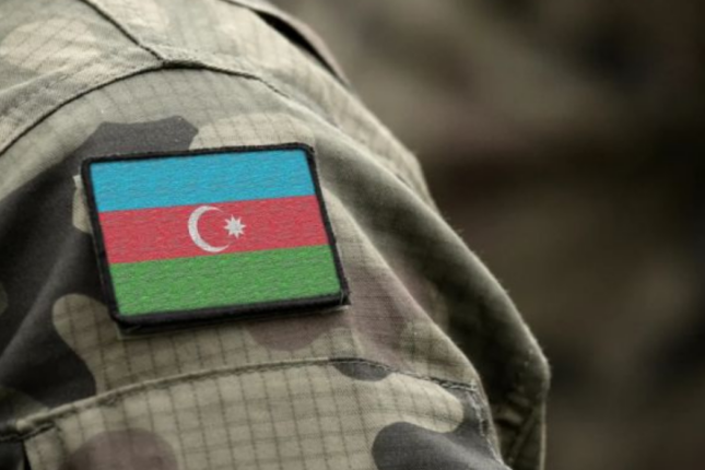 Əsgər gedənlərin nəzərinə!