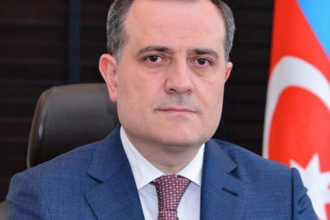 Ceyhun Bayramov Türkiyəyə getdi