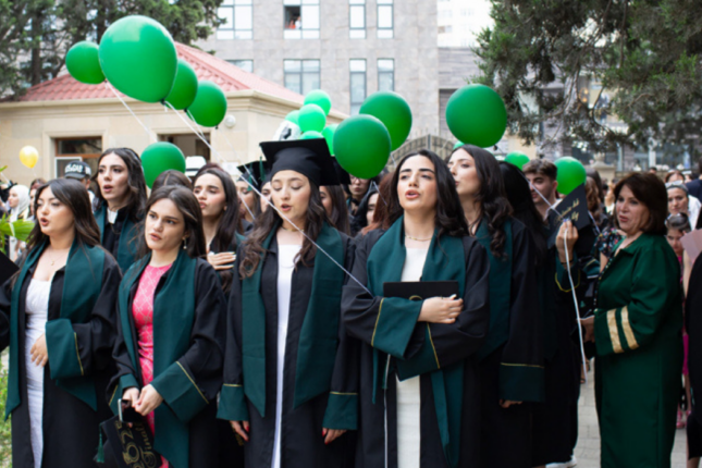 Humanitar Kollecdə “Məzun Günü” keçirildi (FOTO)