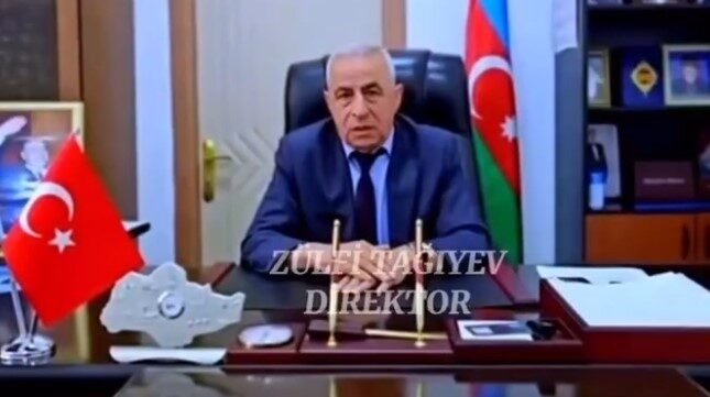 Bərdədə bayrağımıza hörmətsizlik: Tərs asıldı (VİDEO)