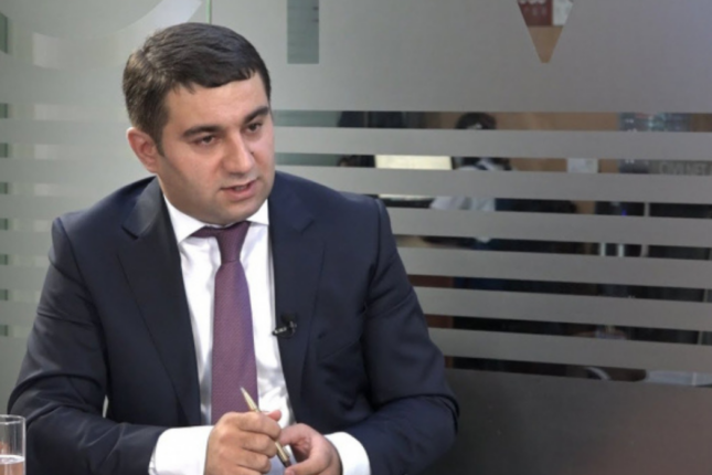 “Ermənistanda siyasət yoxdur”