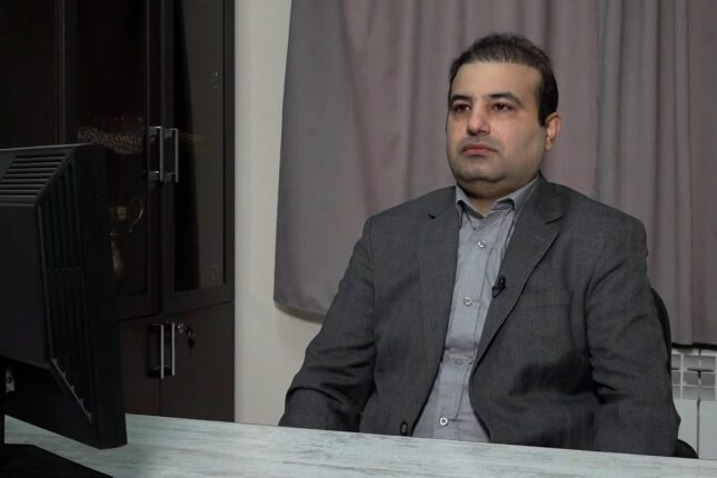 Puya Hüseyni: “İran Azərbaycanı cilovlamağa çalışır”
