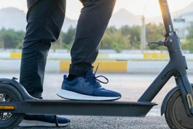 Skuterdən istifadə edənlərin nəzərinə: xəbəriniz olmadan kartınızdan pul çıxıla bilər – VİDEO