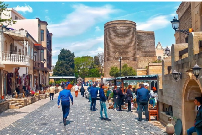 Azərbaycana turist axını azaldı