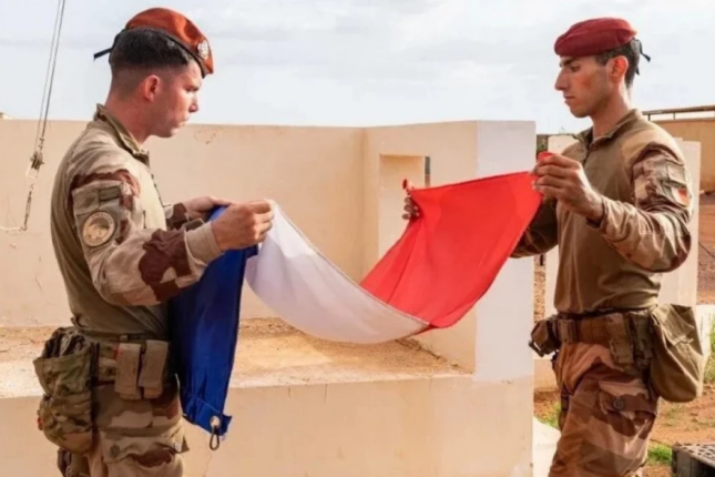 Fransanın bu ölkədə 65 illik hərbi mövcudluğu başa çatdı