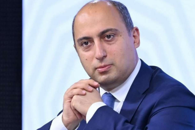 Nazir Azərbaycanda rus bölmələrinin bağlanmasından DANIŞDI