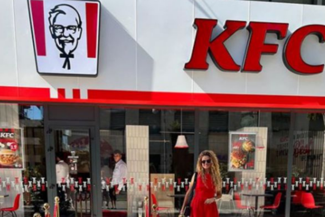 KFC-də müştəriyə iylənmiş toyuq budu satdılar – Foto
